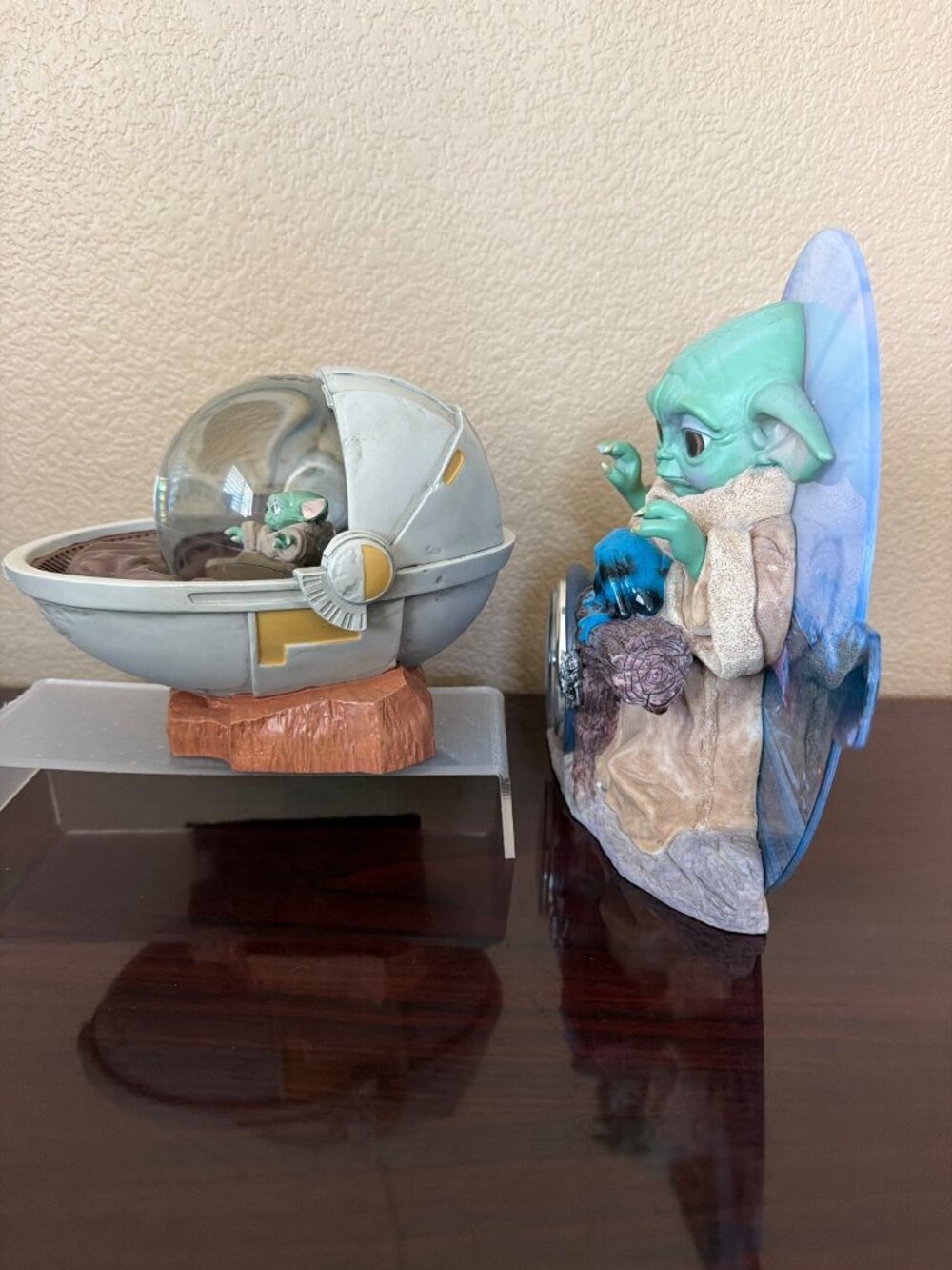Star Wars Mandalorian Grogu Lot Bradford Exchange Clock & Water Globe w/COA - Picture 2 of 16